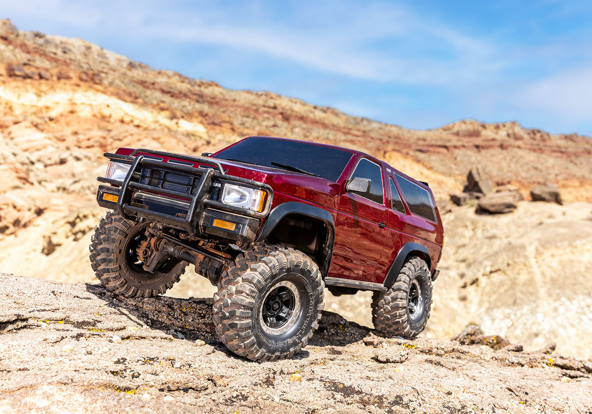 Traxxas 110056-4-RED TRX-4 Nissan Pathfinder