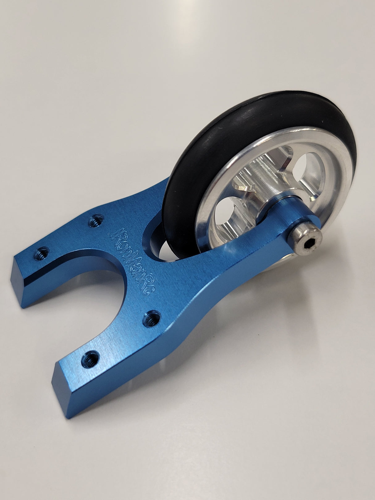 IRonManRc UNIVERSAL Wheelie Bar HORSESHOE w/ Mercedez WHEEL & TIRE * CANDY BLUE *