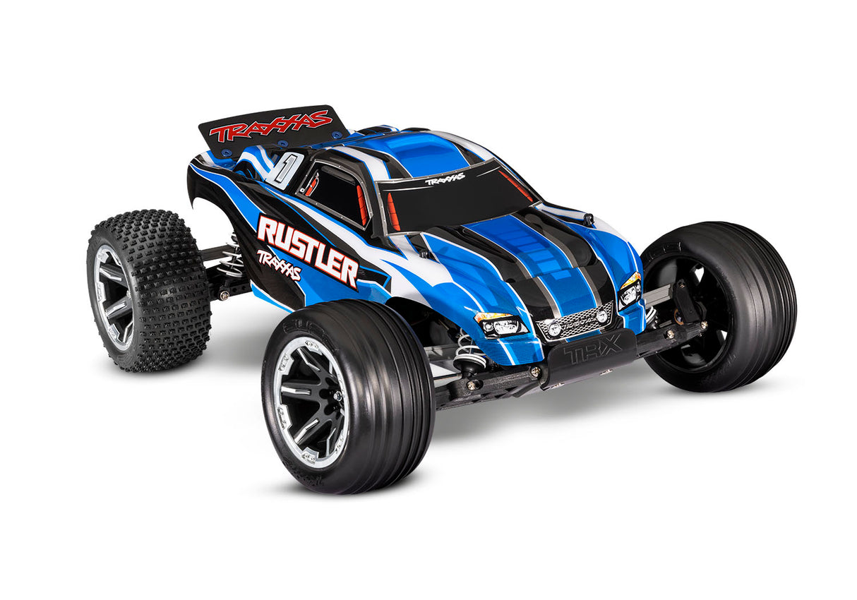 Traxxas 37054-8 CAMION DE STADE RUSTLER bleu à l'échelle 1/10 avec USB-C