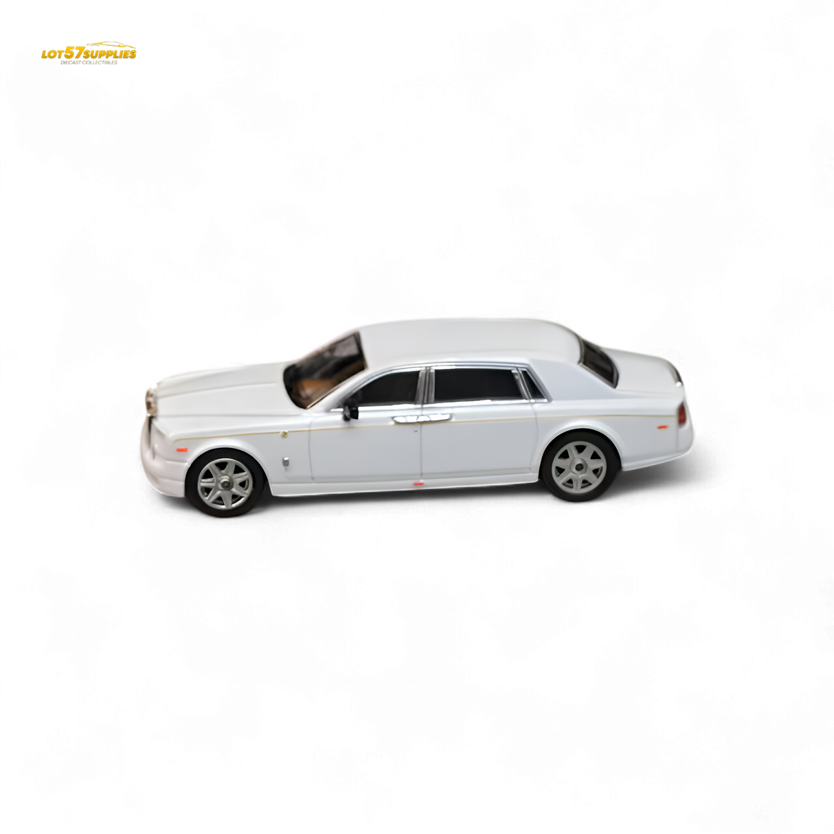 Street Weapon Rolls-Royce Phantom VII White 1:64