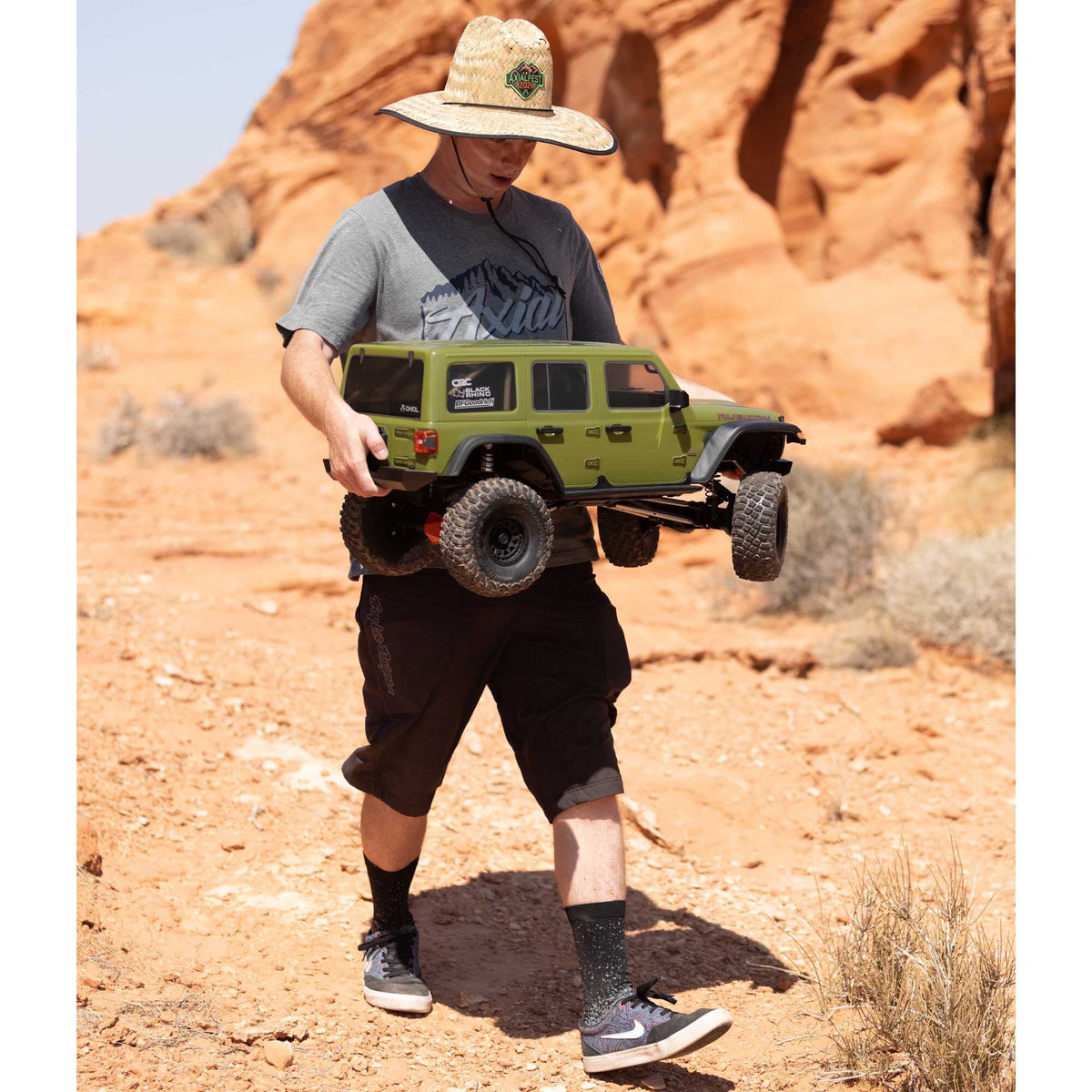 Axial AXI05000T1 1/6 SCX6 Jeep JLU Wrangler 4WD Rock Crawler RTR Green
