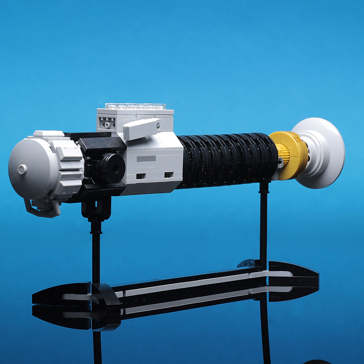 Obi-Wan Lightsaber w/ Stand made with LEGO parts