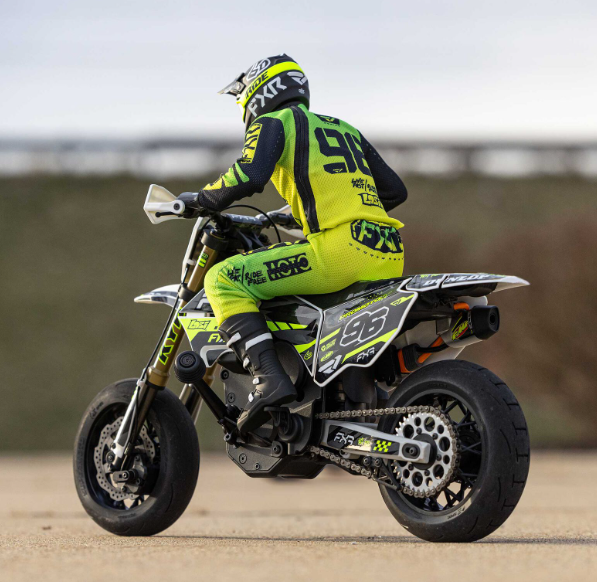 LOSI 1/4 Promoto-SM FXR Supermoto Motorcycle RTR (Battery and Charger Included), White