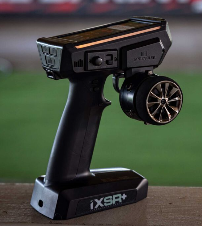 SPEKTRUM iXSR+ 12-Channel DSMR+ Transmitter with SR515 Receiver / DRAG RACE LAUNCH CONTROL