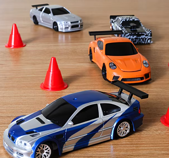 Mini RC Drift Car 4WD Remote Control Car High Speed Four Wheel Drive W Gyro