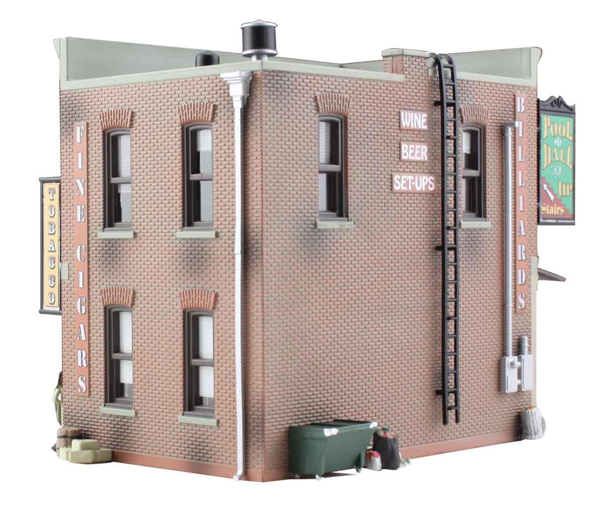 Woodland Scenics BR5024 HO Corner Emporium Built-&-Ready Structure