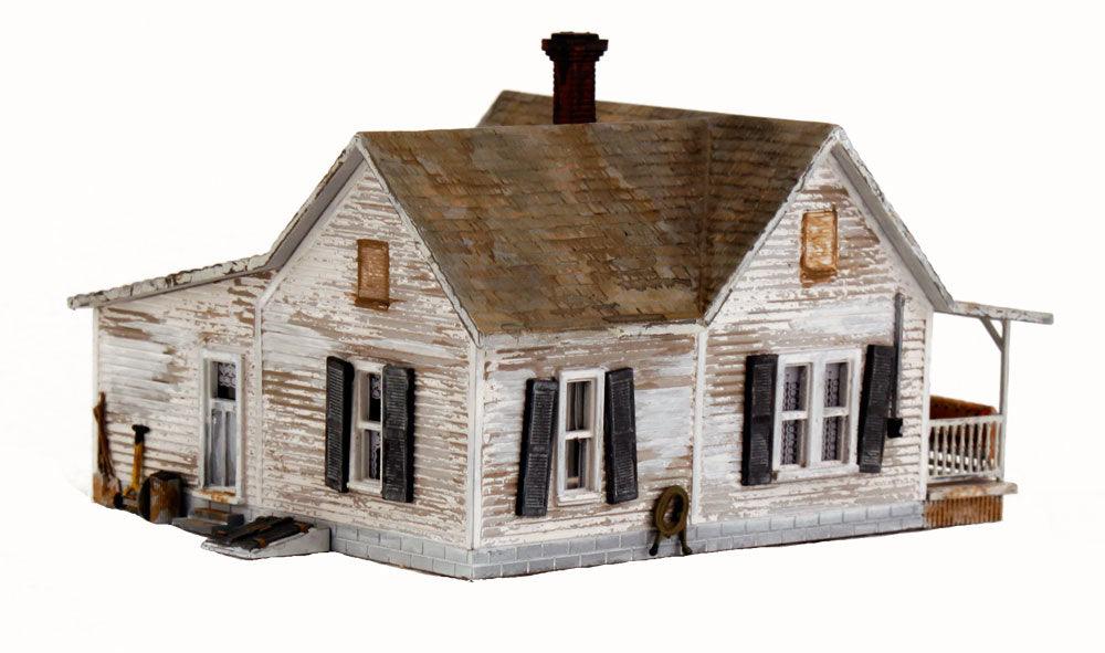 Woodland Scenics BR5040 HO Old Homestead Structure Built-&-Ready