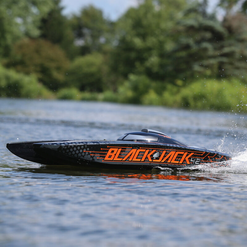 PROBOAT PRB08043T1 Black jack 42" 8S Brushless Catamaran RTR: Black/Orange