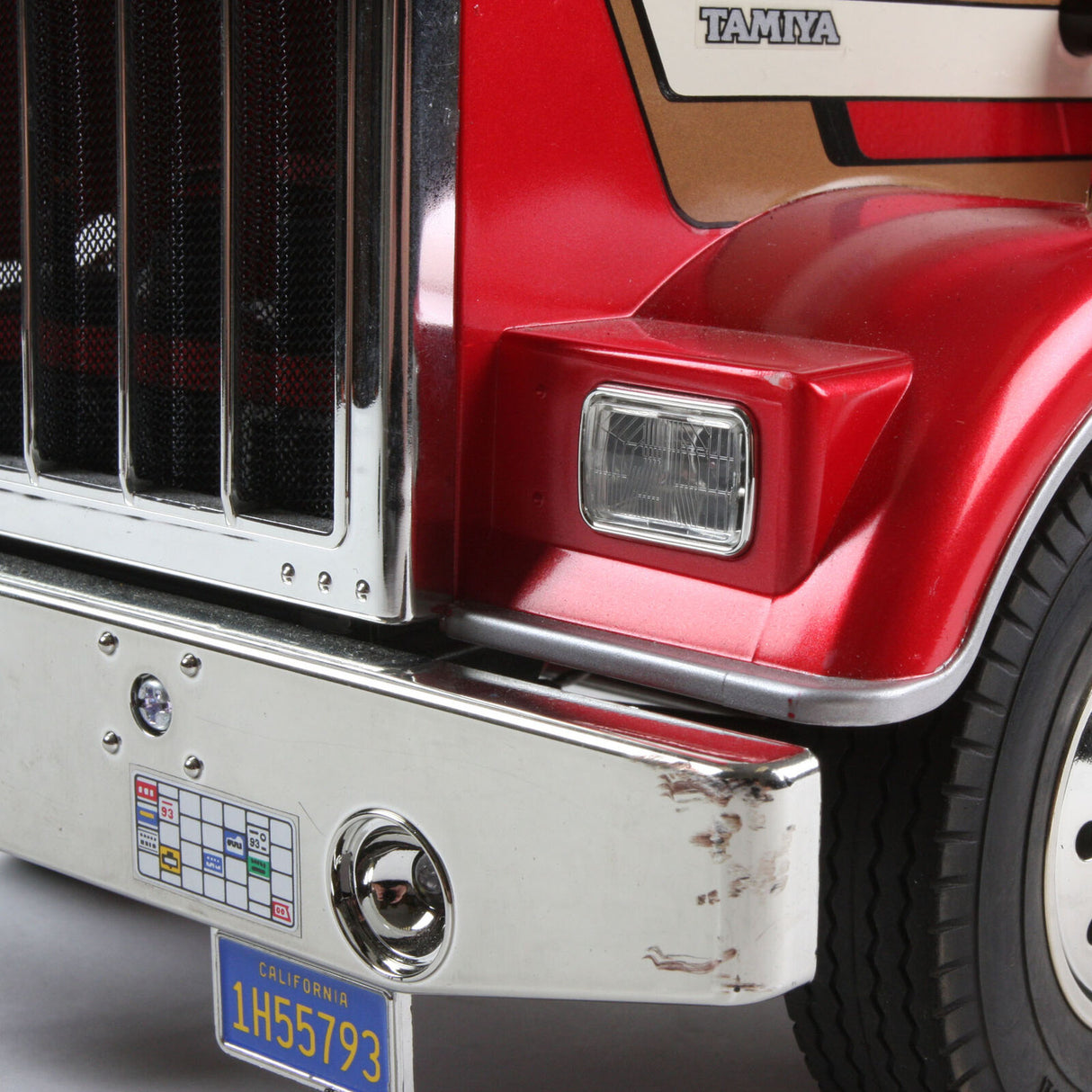 Tamiya TAM56301 1/14 King Hauler 10X8WD Semi Tractor Kit