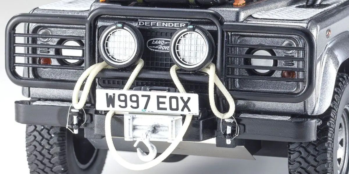 KYOSHO ORIGINAL 1/18scale Land Rover Defender Movie Edition KSR08903TR