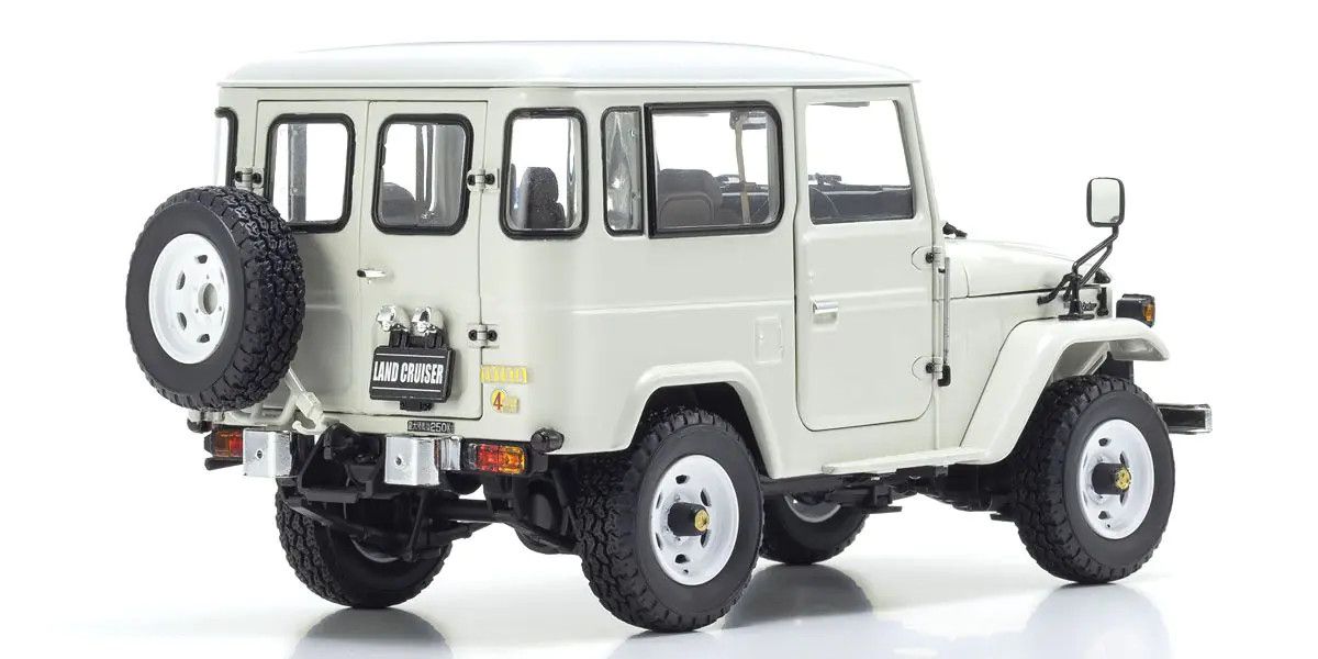 KYOSHO 08971W ORIGINAL 1/18scale Toyota Land Cruiser 40 Van (White)