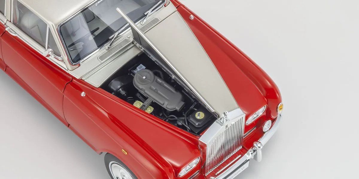 KYOSHO KYO08905RLB 1/18 Scale Rolls Royce Phantom VI Red/Light Beige Model Diecast Car