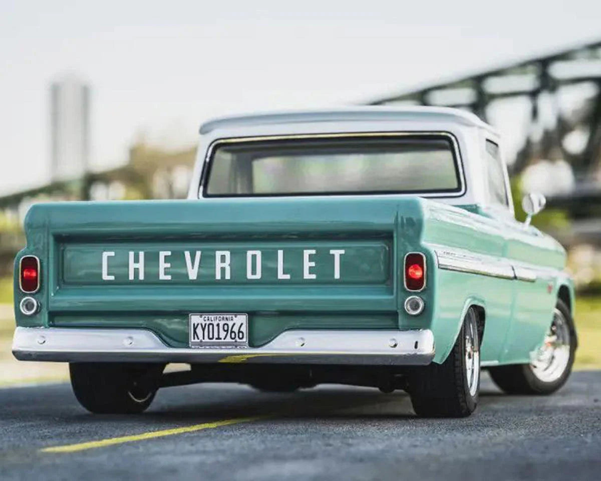 Kyosho KYO34435T1 EP Fazer Mk2 FZ02L 1966 Chevy Fleetside ReadySet (verde) con Syncro KT-231P+