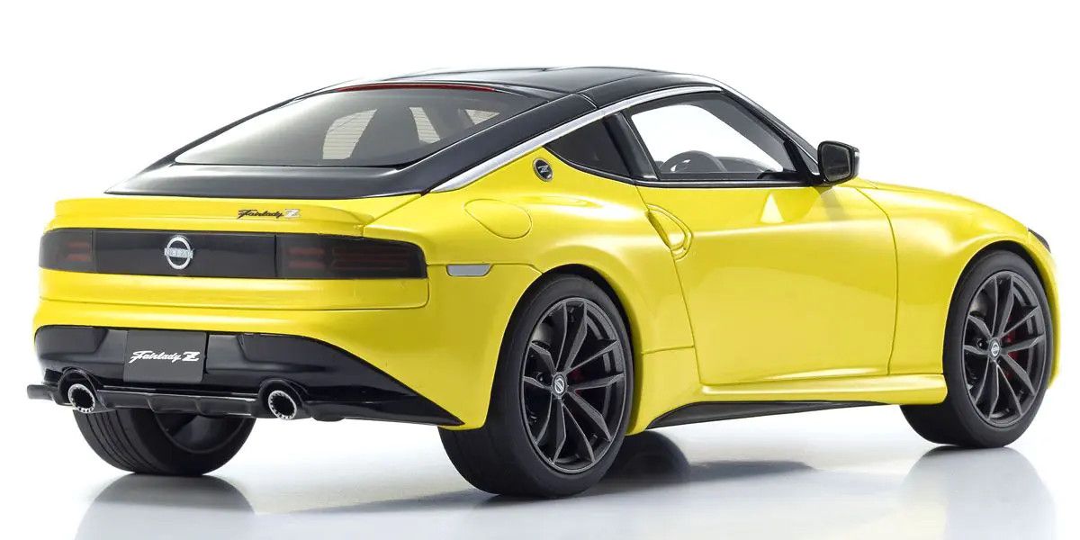KYOSHO KYOKSR18056Y Kyosho Samurai Diecast 1/18 Nissan Fairlady Z (Yellow)