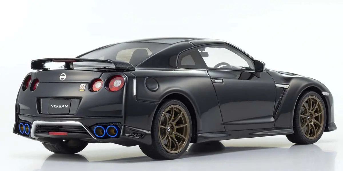 KYOSHO KYOKSR18057MP Kyosho Samurai Diecast 1/18 Nissan GT-R Premium Edition T-Spec (Midnight Purple)