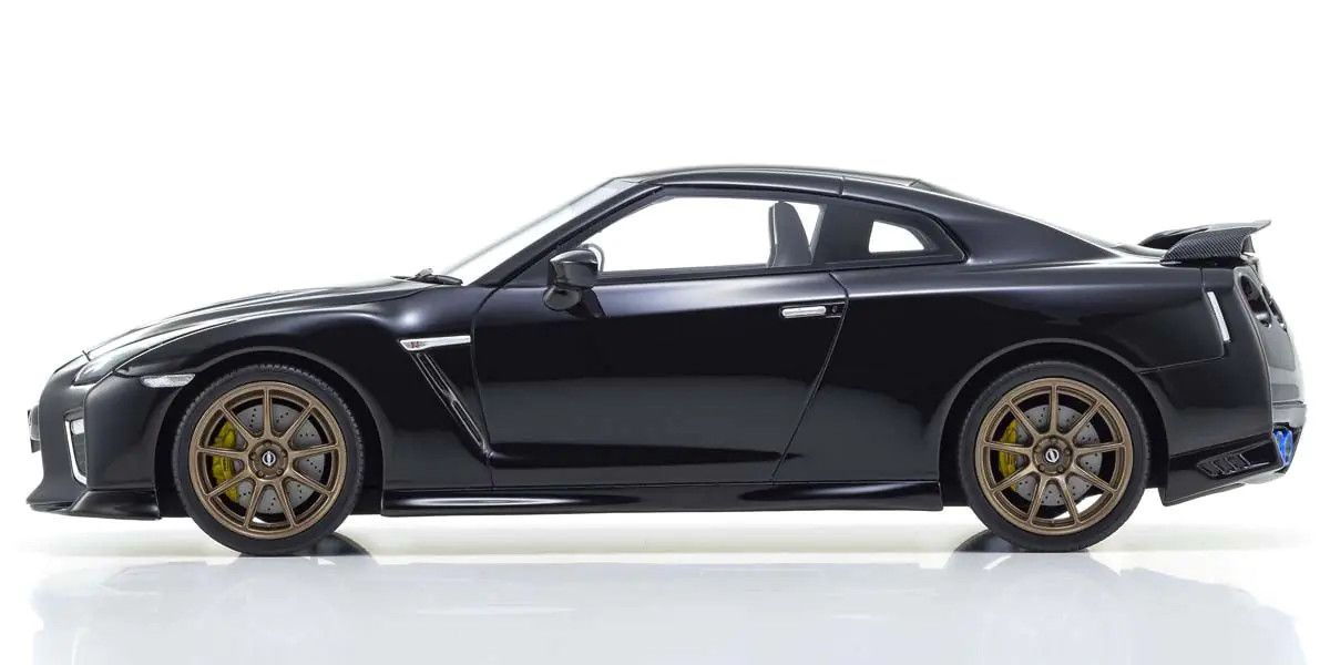 KYOSHO KYOKSR18057MP Kyosho Samurai Diecast 1/18 Nissan GT-R Premium Edition T-Spec (Midnight Purple)