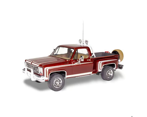 Revell 76'RMX854486 Chevy Sport Stepside Pickup 4x4 1/24 Model Kit