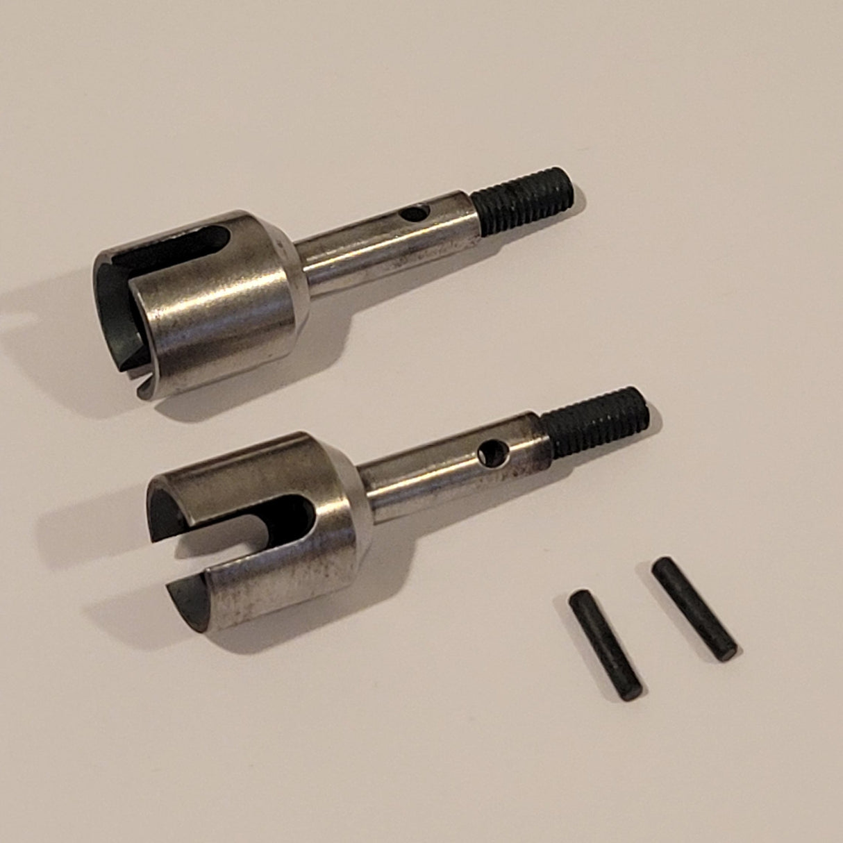 IRonManRc Traxxas Bandit Hardened Steel Rear Stub Axles ( SHORT DRAG ARMS )