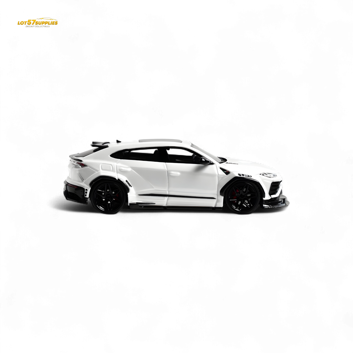 Flame Lamborghini Urus LBWK Bianco Icarus White 1:64