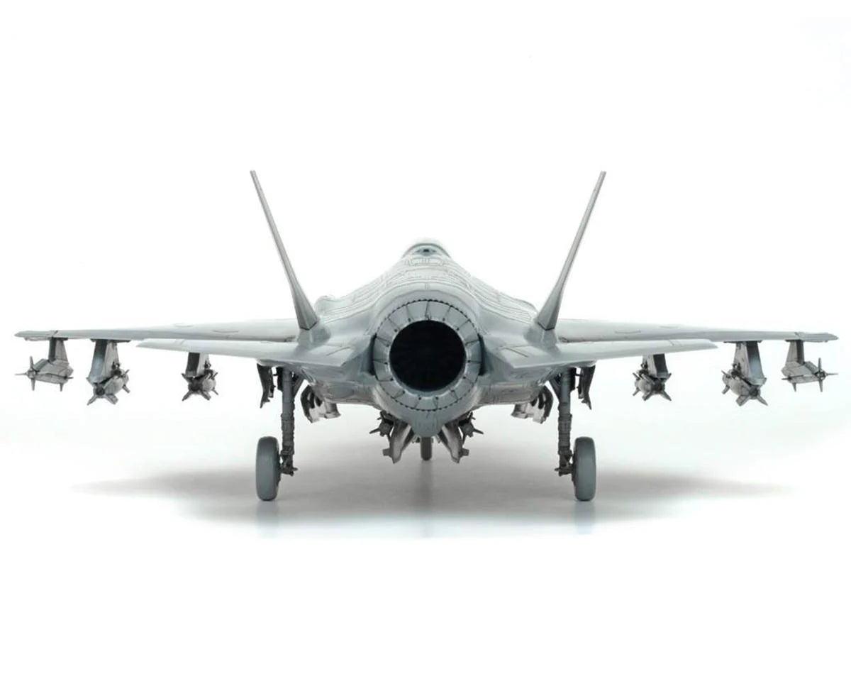 Tamiya TAM61124 1/48 Lockheed Martin F-35 A Lightning II Model Airplane Kit