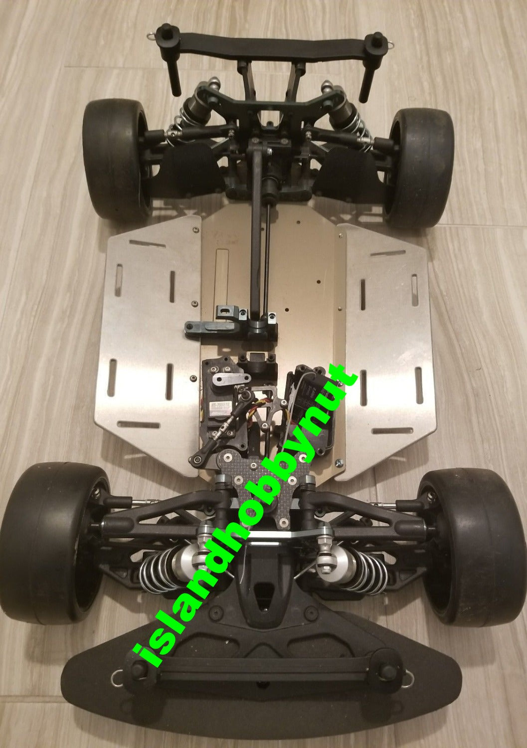 PLATEAU DE BATTERIE EN ALUMINIUM MUGEN MGT7