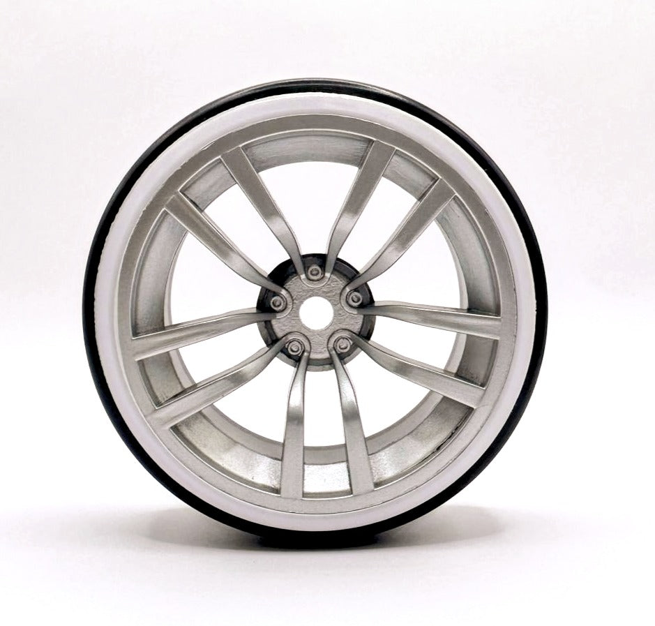 RUEDAS DE DERIVA IRONManRc 1/10 CON NEUMÁTICOS DUROS * LÍNEAS BLANCAS BBS * PAQUETE DE 4