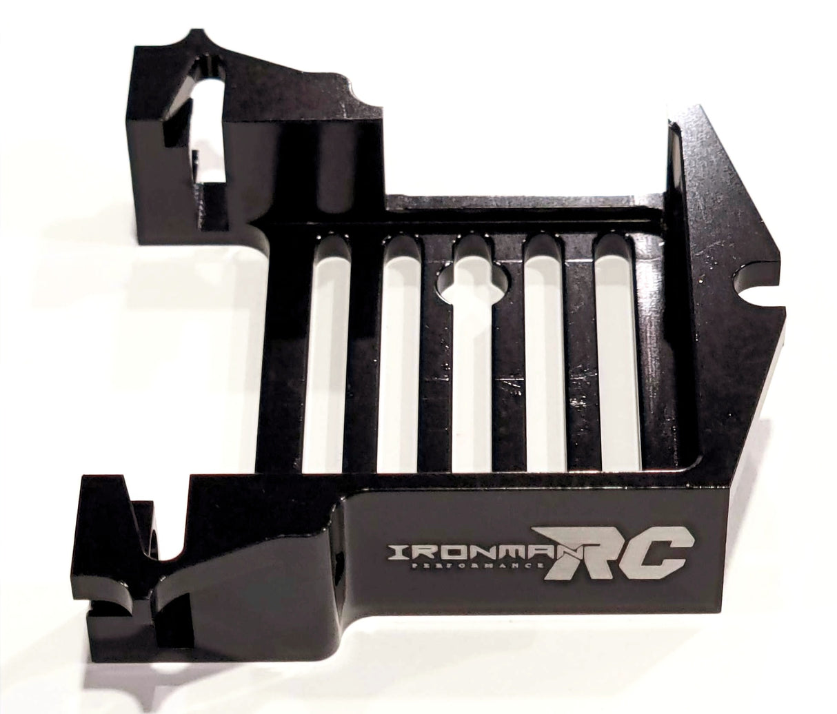 Adaptateur servo standard en aluminium IRonManRc NOIR XMAXX / XRT