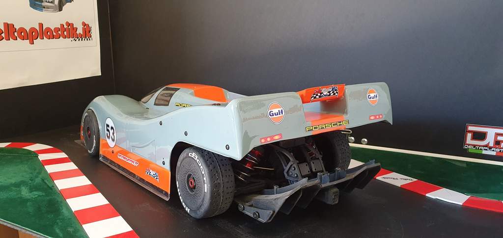 EL CUERPO DELTA PLASTIK 8508 PORSCHE 917 SE ADAPTA A LA INFRACCIÓN ARRMA, ILIMITADA, ESCALA 1/7