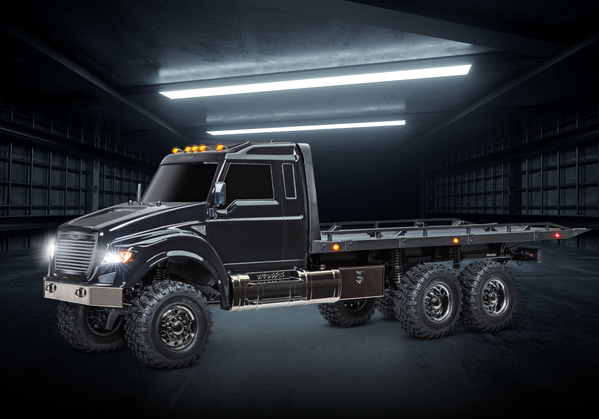 Traxxas 88086-84-BLK TRX-6 1/10 6x6 Ultimate RC Hauler Flatbed Tow Truck w/TQi 2.4GHz Radio & Pro Scale Winch