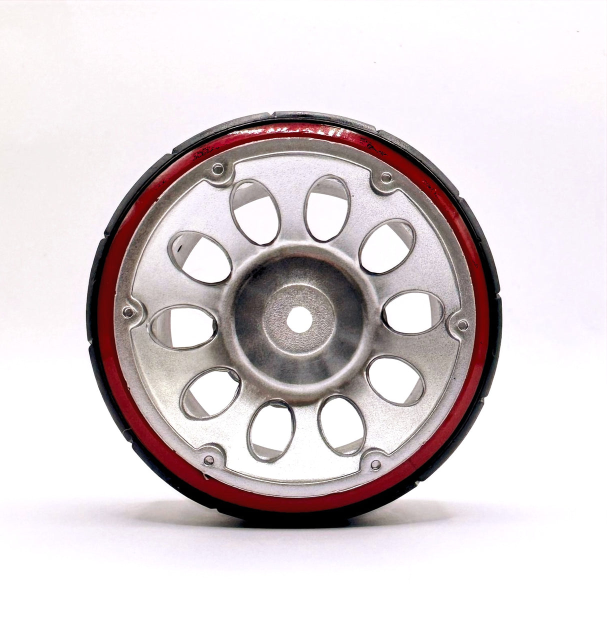 RUEDAS DE DERIVA IRONManRc 1/10 CON NEUMÁTICOS DUROS GRIS BBM REDLINES