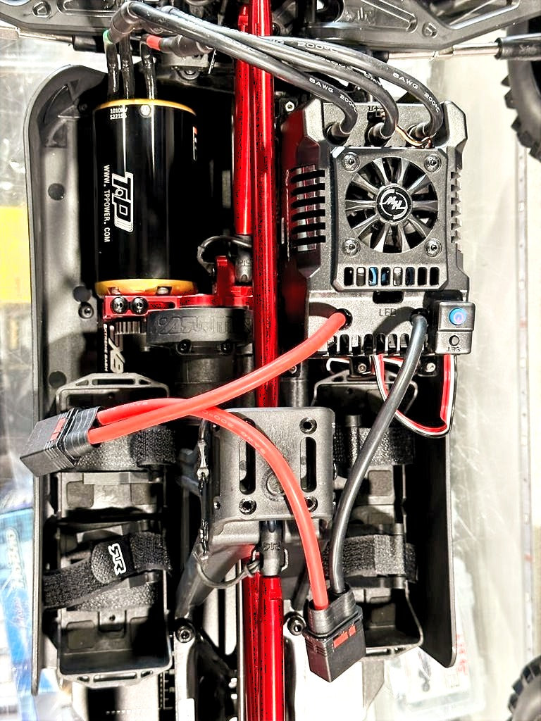 CAMIÓN MAX4 ESCALA 1/5 ARRMA KRATON EXB 12s PERSONALIZADO