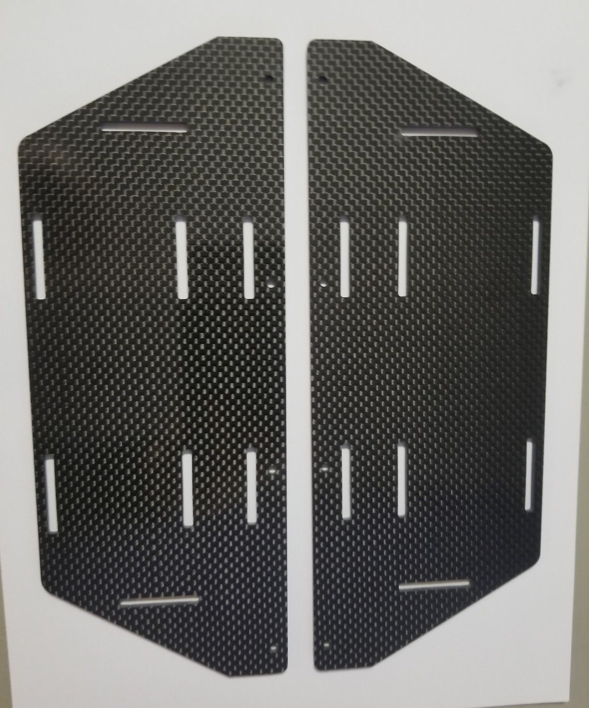 PLATEAU DE BATTERIE EN FIBRE DE CARBONE HOBAO GTB