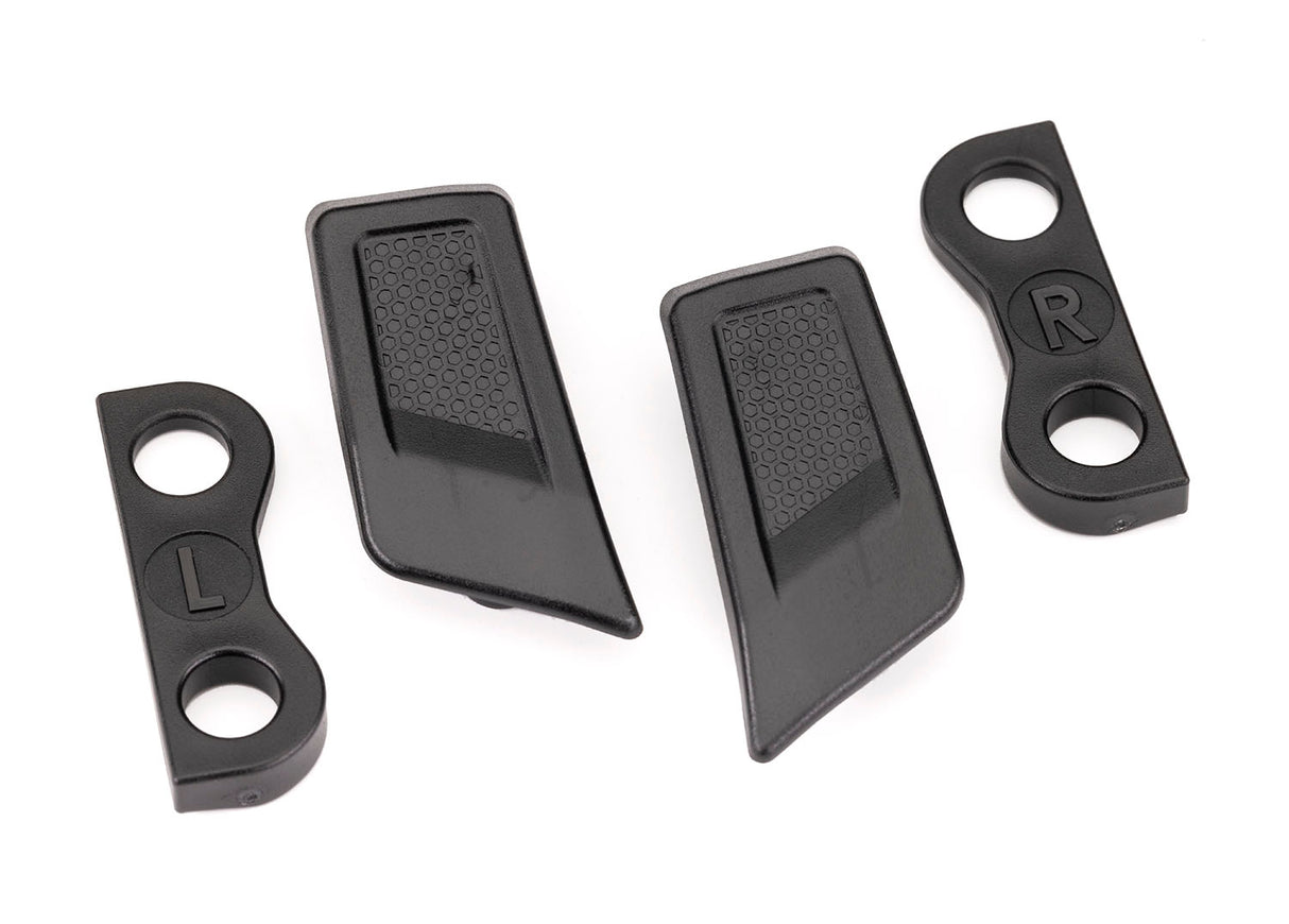 TRAXXAS 8212 HOOD VENTS/RETAINERS (L&R)