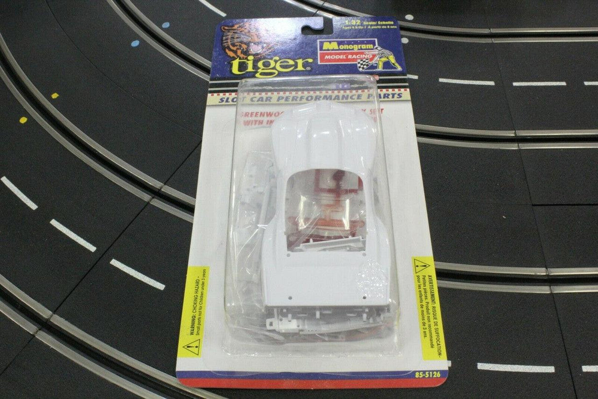 Revell Monogram Greenwood Corvette Body White Kit 1/32 Slot Car 85-5126 855126