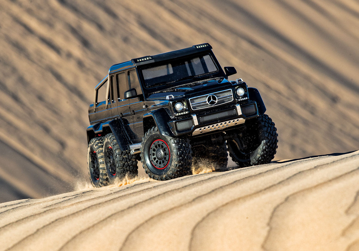 TRAXXAS 88296-4 TRX-6 Mercedes-Benz G 63 AMG 6X6 Clipless