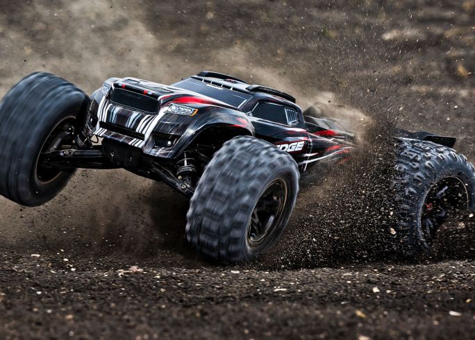 TRAXXAS 95076-4 1/8 Sledge Belted Sledge® 1/8 scale 4WD brushless monster truck RTR