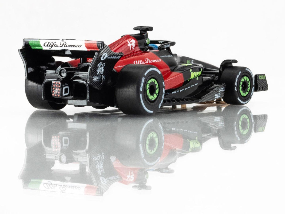 AFX 22081 Alfa Romeo F1 Spa Valtteri Bottas HO Slot Car Formula One