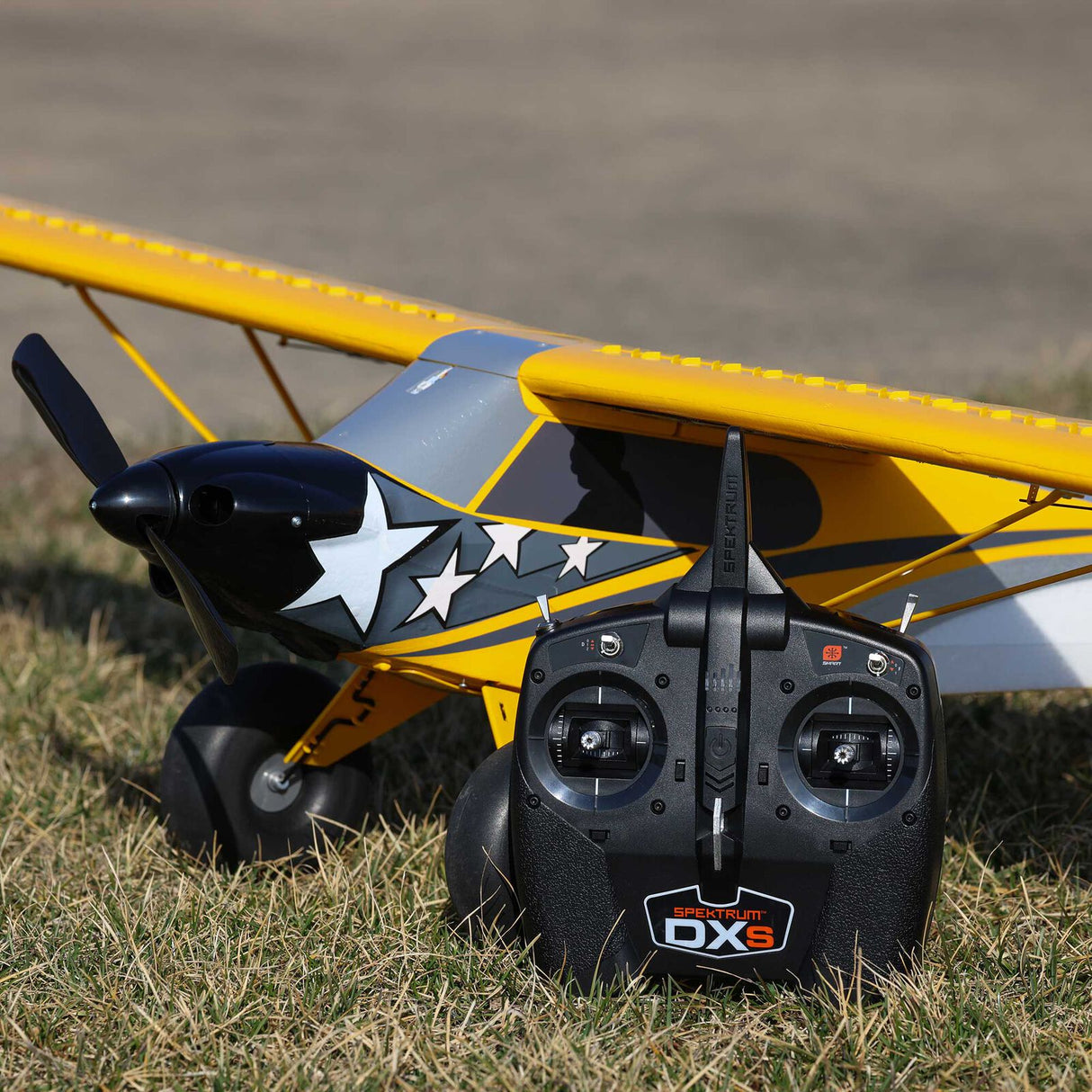 HOBBYZONE Carbon Cub S 2 1.3m Cleetus McFarland Special Edition BNF Basic Overview