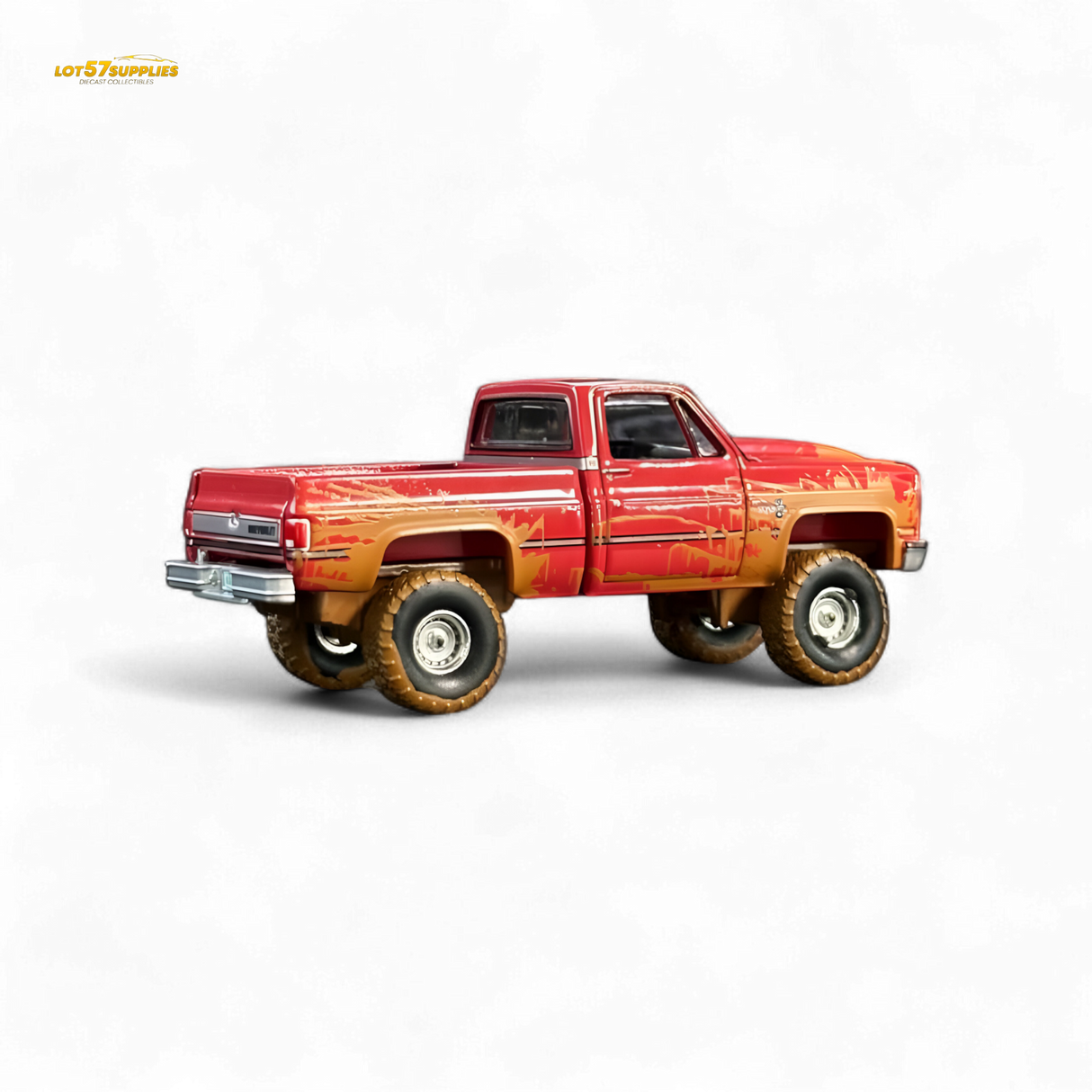 Auto World 1983 Chevrolet Silverado K10 Lifted 1:64