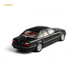 DCM BMW E38 740iL Black 1:64