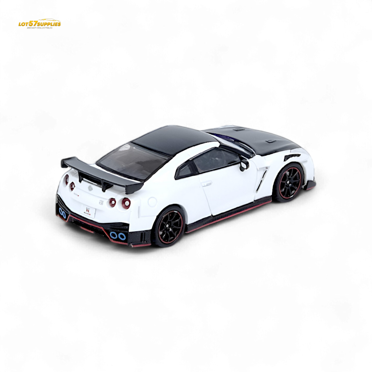 Inno64 Nissan GT-R R35 NISMO White 1:64