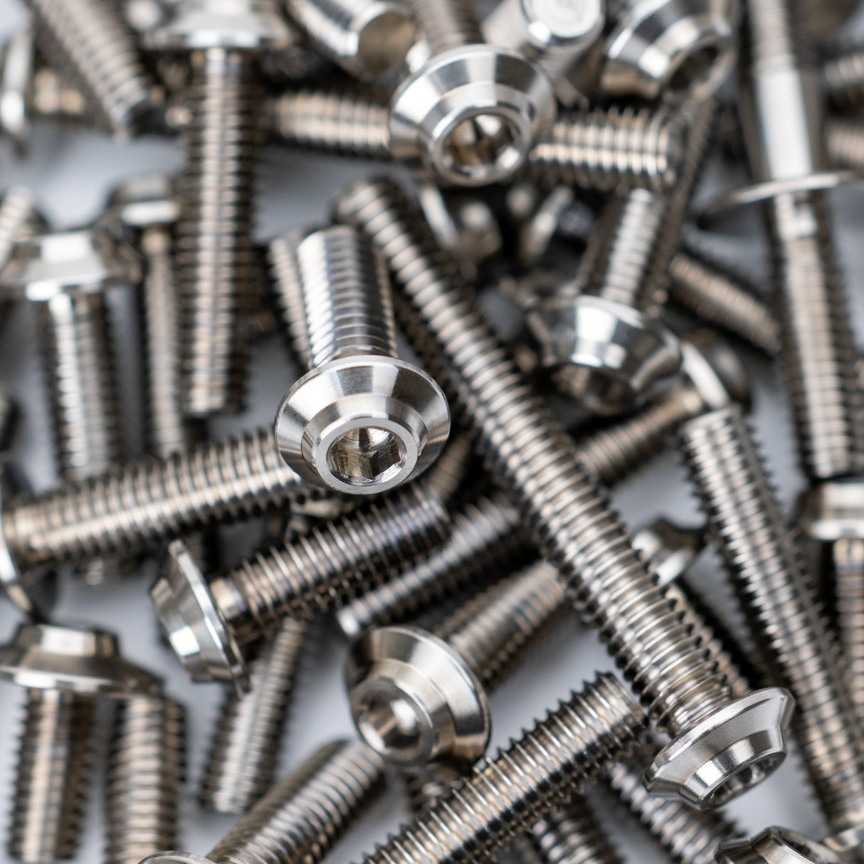 1up Racing Pro Duty Titanium Upper Screw Set - Tamiya TRF 421