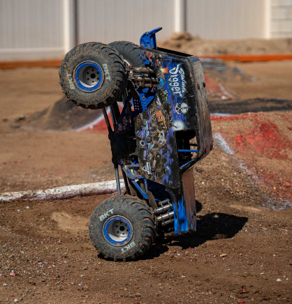 LOSI 1/8 LMT 2.0 Grave Digger 4X4 Solid Axle Brushless Monster Truck RTR Blue