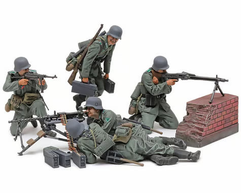 Tamiya TAM35386 1/35 German Mid-WWII Machine Gun Team Model Kit