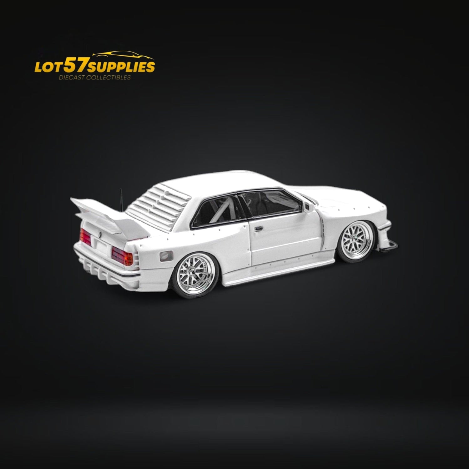 NA BMW E30 Wide-Body White 1:64