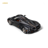 CM MODEL Pagani Utopia Fullcarbon Red Stripe 1:64