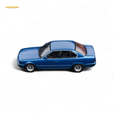 DCM BMW E34 5-Series Sedan Avis Metallic Blue 1:64