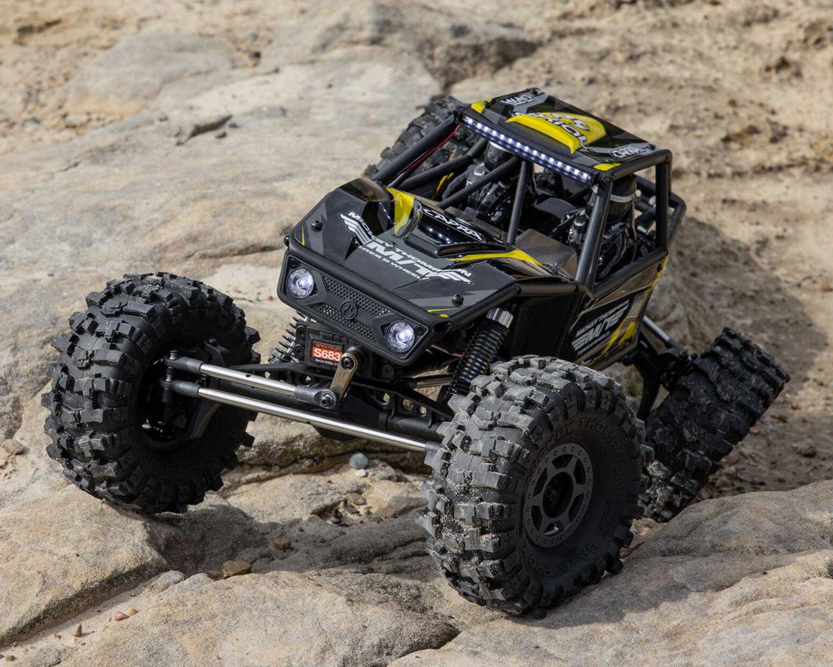 Axial UTB10 AXI-1543T2 Capra 1.9 4WS Unlimited Trail Buggy 1/10 RTR 4WD Rock Crawler (Yellow)