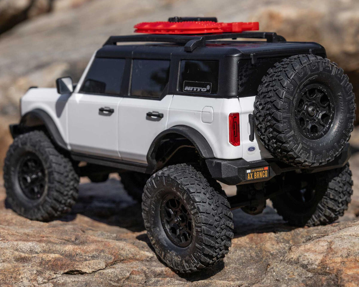 Axial AXI00006V2T4 SCX24 Ford Bronco Hard Body 1/24 4WD RTR Scale Mini Crawler (White) w/2.4GHz Radio, Battery & Charger