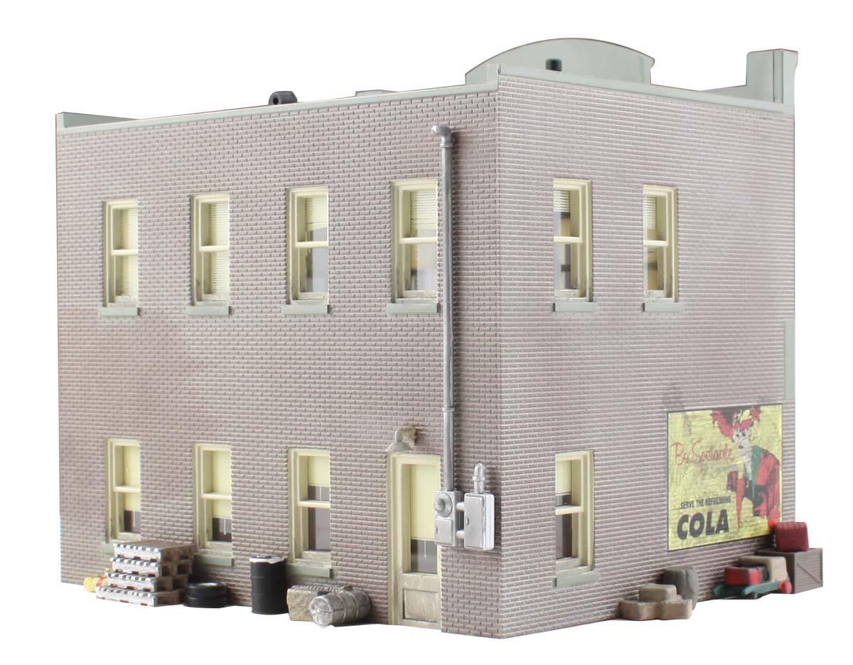 Woodland Scenics HO Harrisons Hardware Built-&-Ready Structure